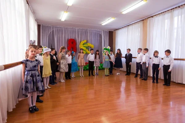 Odessa Ukraine März 2017 Kinder Beim Konzert Der Grundschule Kindervorstellung — Stockfoto