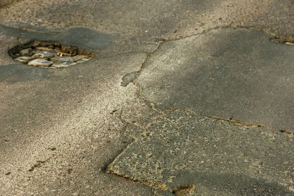 Slechte Weg Beschadigd Door Regen Sneeuw Moet Hersteld Worden Gebroken — Stockfoto