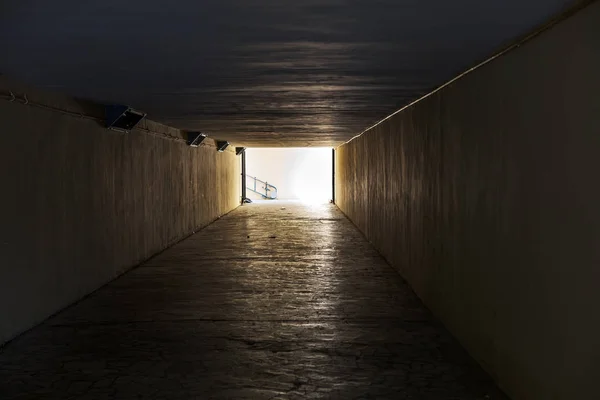 Túnel Passagem Subterrânea Vazio Svetv Fundo Túnel Como Fundo Abstrato — Fotografia de Stock