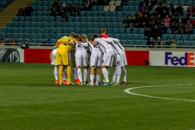 Odessa, Ukrayna - 3 Kasım 2016: Uefa Avrupa Ligi. FC Zarya (Lugansk) Feyenoord (Rotterdam) Hollanda kabul eder. Yoğun duygusal futbol maçı maçın anahtar parçaları. 1:1