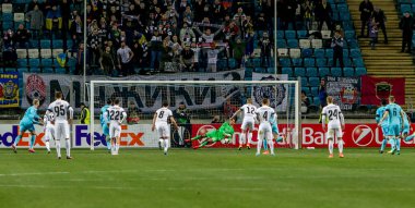 Odessa, Ukrayna - 3 Kasım 2016: Uefa Avrupa Ligi. FC Zarya (Lugansk) Feyenoord (Rotterdam) Hollanda kabul eder. Yoğun duygusal futbol maçı maçın anahtar parçaları. 1:1