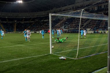 Odessa, Ukrayna - 3 Kasım 2016: Uefa Avrupa Ligi. FC Zarya (Lugansk) Feyenoord (Rotterdam) Hollanda kabul eder. Yoğun duygusal futbol maçı maçın anahtar parçaları. 1:1