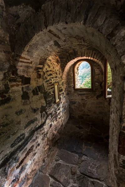 Una Stretta Scala Pietra Nella Torre Castello Medievale Antico Monastero — Foto Stock