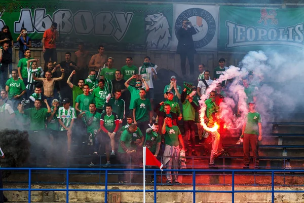 Odessa Ukrajna 2016 Szeptember Szurkolók Lelátókon Stadion Nézők Érzelmileg Támogatja — Stock Fotó