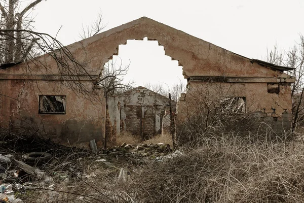 Üretim Binası Bitki Çernobil Terk Edilmiş Eski Fabrika Mahveder Boka — Stok fotoğraf