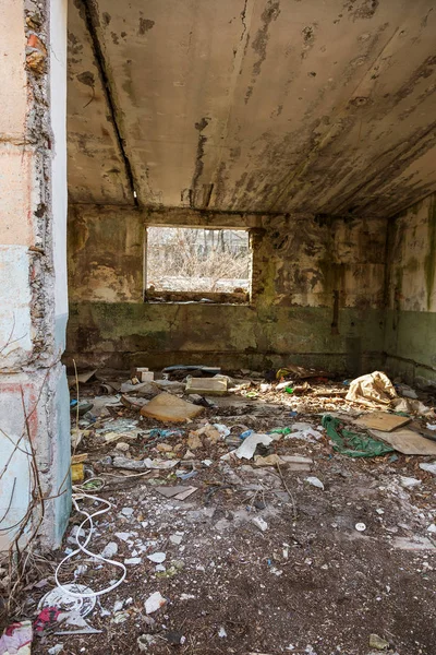 Antiguo Edificio Producción Abandonado Planta Chernobyl Ruinas Vieja Fábrica Basura —  Fotos de Stock