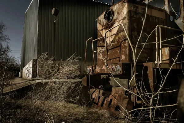 Velha Locomotiva Enferrujada Lançada Zona Exclusão Chernobyl Zona Alta Radioatividade — Fotografia de Stock