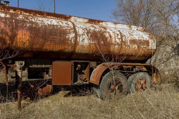 Старий Іржавий Автомобільні Танкера Бензину Кинуті Старий Технопарку Чорнобиля Після — стокове фото