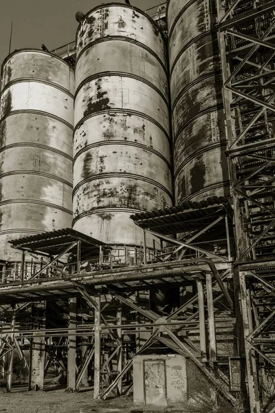 Porzucony Budynków Przemysłowych Cementowni Chernobyl Ruiny Dawnej Fabryki Śmieci Zardzewiały — Zdjęcie stockowe