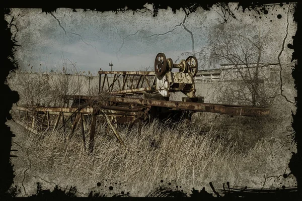 Старый Ржавый Автомобильный Кран Брошен Старый Технопарк Чернобыля После Аварии — стоковое фото