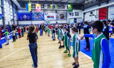 Odessa, Ukrayna - 23 Aralık 2018: genç çocuk basketbol oynamak, Çocuk spor basketbol kulübü çocuk spor okulu kutlama sırasında çocuk spor yarışmalara katılmak
