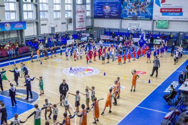 Odessa, Ukrayna - 23 Aralık 2018: genç çocuk basketbol oynamak, Çocuk spor basketbol kulübü çocuk spor okulu kutlama sırasında çocuk spor yarışmalara katılmak