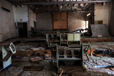 SSCB'nin hava radar sisteminin gizli askeri tesisin komuta merkezi yok. Chernobyl nükleer santral, altüst askeri komuta merkezi. Terk edilmiş askeri temel, askeri birlik