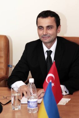 Odessa, Ukrayna - 13 Temmuz 2011: Başkonsolos Hüseyin ergani devlet memuru olarak Türkiye'de Odessa'daki ziyaret Bölgesel Yönetimi, Temmuz 13, 2011 odessa, Ukrayna. 