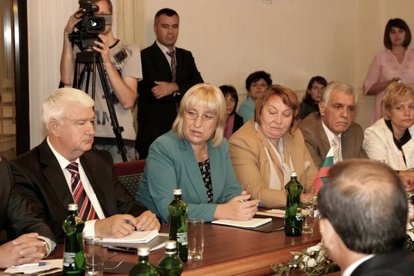 敖德萨 乌克兰 2010 Tsetska Tsacheva Dangovska 2010 日在敖德萨 乌克兰进行正式访问的保加利亚国民议会议长 — 图库照片