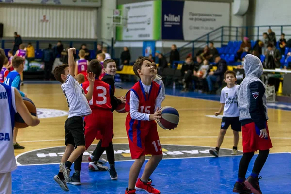 Odessa Ucrânia Dezembro 2018 Crianças Pequenas Jogam Basquete Participam Competições — Fotografia de Stock