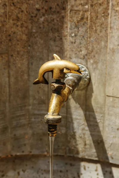 Ancient Decorative Tap Old Stylized Vintage Bronze Faucet Public Street — Stock Photo, Image