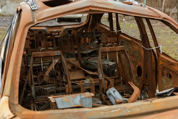 Coche Quemado Prender Fuego Los Coches Estacionamiento Guerras Bandidos Destrucción —  Fotos de Stock