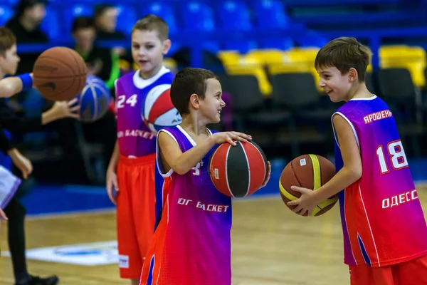 Odessa Ucrania Diciembre 2018 Niños Pequeños Juegan Baloncesto Participan Competiciones —  Fotos de Stock