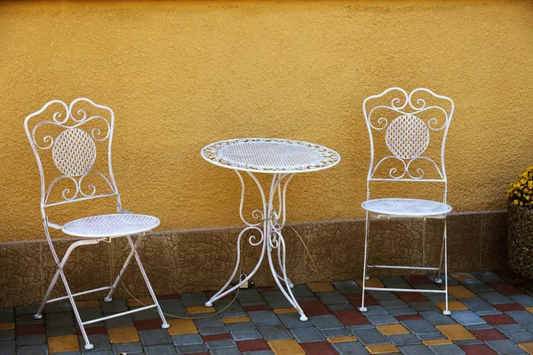 Элегантные Металлические Столы Стулья Уличного Кафе — стоковое фото