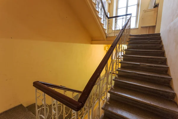 Cimento Escadas Pedra Antigo Edifício Uma Escada Pedra Vintage Entre — Fotografia de Stock