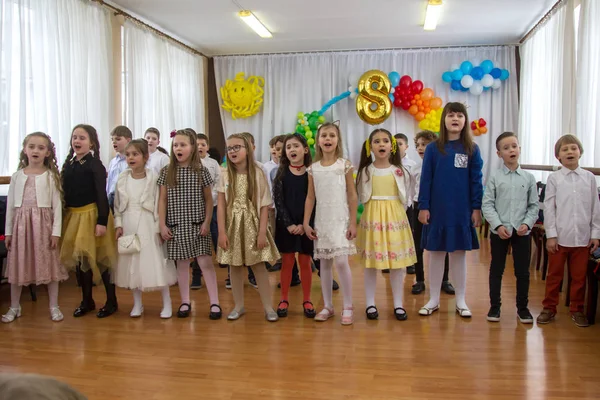 Oděsa Ukrajina Března 2018 Děti Vystoupení Koncertě Základní Škole Dětský — Stock fotografie