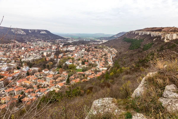 Provadia Bulgaria Noviembre 2015 Antigua Ciudad Encuentra Valle Montaña Pie — Foto de Stock