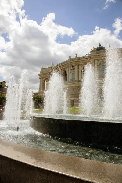 Fontein Van Stad Fontein Stadspark Een Warme Zomerdag Stroom Van — Stockfoto