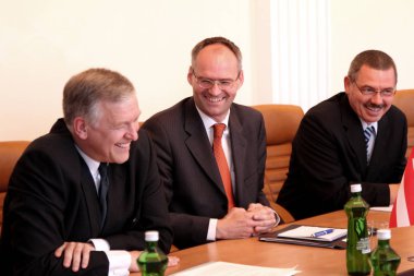 Odessa, Ukrayna - ö. 26 Mayıs 2011: olağanüstü ve donatory (Avusturya) Ukrayna Büyükelçisi wolf dietrich heim, resmi ziyaret için bölgesel yönetim, 26 Mayıs 2011 yılında odessa, Ukrayna. 