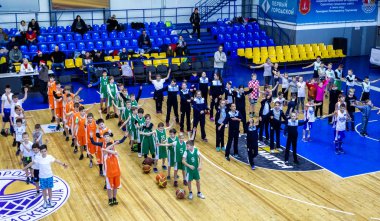 Odessa, Ukrayna - 23 Aralık 2018: genç çocuk basketbol oynamak, Çocuk spor yarışmalarında kutlama çocuk spor basketbol kulübü çocuk spor okul sırasında katılmak