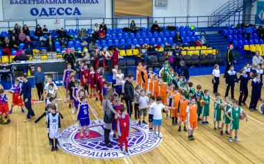 Odessa, Ukrayna - 23 Aralık 2018: genç çocuk basketbol oynamak, Çocuk spor yarışmalarında kutlama çocuk spor basketbol kulübü çocuk spor okul sırasında katılmak