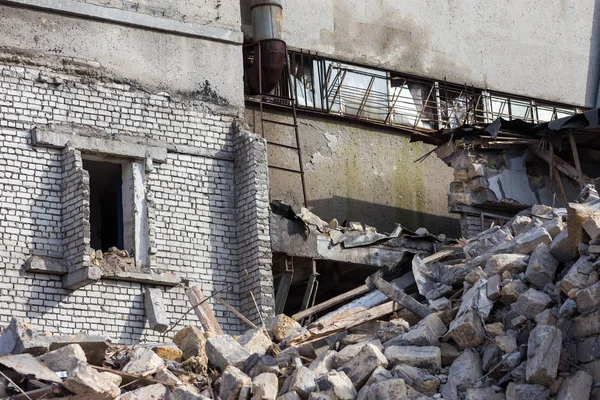 Une Maison Abandonnée Effondre Dans Quartier Pauvre Maison Est Détruite — Photo