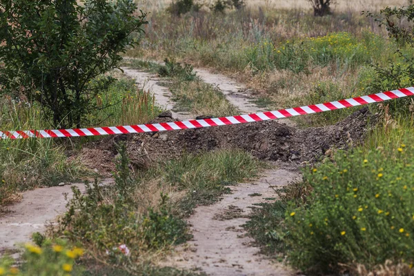 Rote Und Weiße Absperrbänder Umzäunung Mit Rotem Und Weißem Band — Stockfoto