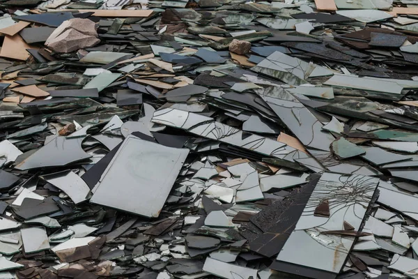 Large Pile Broken Glass Fragments Mirror Garbage Dump Large Pieces — Stock Photo, Image