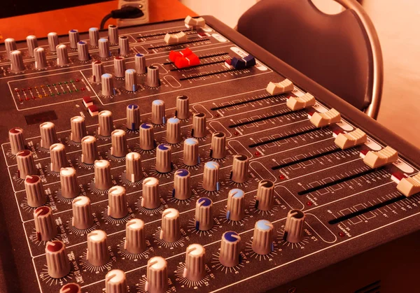 Ljud Musik Controller Elektrisk Mixer Inspelningsstudio Ljudutrustning Professionell Mixerbord Med — Stockfoto