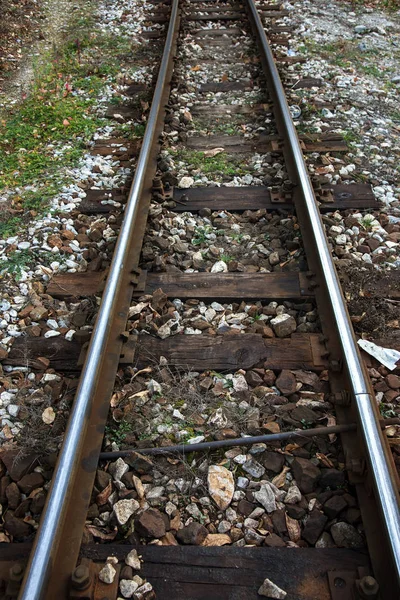 Oude Smalle Railway Piringebergte Dramatische Schilderachtige Scène Spoorweg Herfst Berglandschap — Stockfoto