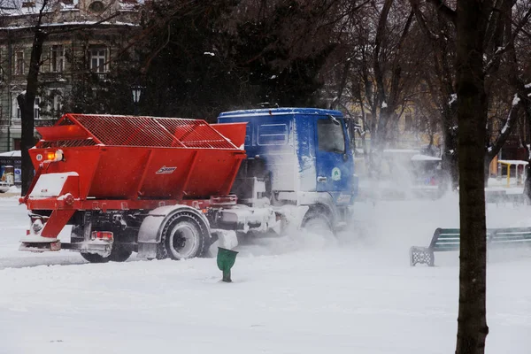 Odessa Ukraina Februari 2018 Snöfall Cyklonen Gatorna Vintern Bilar Täckta — Stockfoto