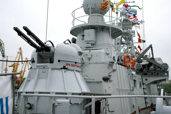 乌克兰奥德萨 乌克兰舰队 船只和水兵在乌克兰奥德萨军事港的海上边界 2008年5月28日 庆祝职业假期 — 图库照片