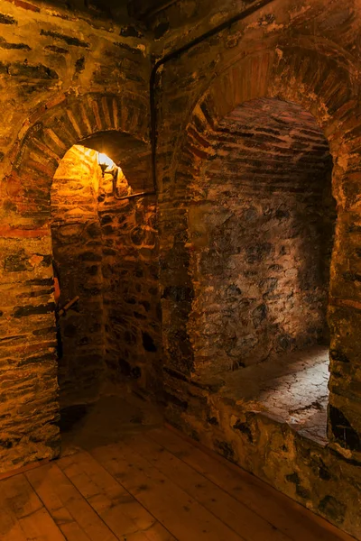 Una Stretta Scala Pietra Nella Torre Castello Medievale Antico Monastero — Foto Stock