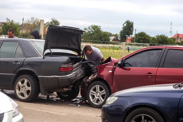 Odessa Oekraïne Augustus 2017 Ongeval Auto Ongeluk Straat Beschadigde Auto — Stockfoto