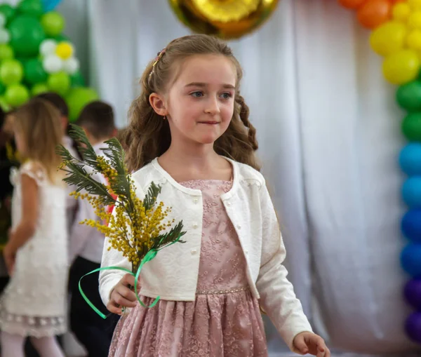 Odessa Ucraina Marzo 2018 Bambini Esibiscono Concerto Nella Scuola Primaria — Foto Stock