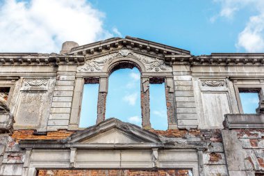 Jitomir, Ukrayna bir antik kale Tereshchenko toprak kalıntıları. 20. yüzyılın başlarında Rusya Devrimi sırasında proletaryanın Vandallar tarafından yok güzel eski kale. Vandalizm ve İklim erozyon kaleden daha da imha