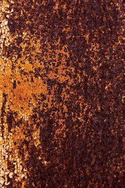Paslı metal doku, paslı metal arka plan tasarımı için metin için kopya yer ile görüntü. Islak atmosferik etkilerden paslı metal korumasız. Paslı metal doku arka plan