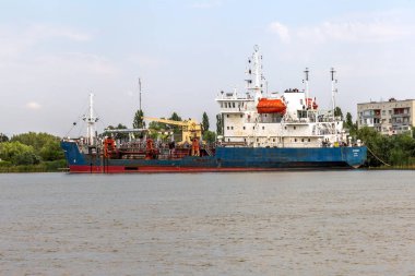 Odessa, Ukrayna - 8 Temmuz: nehir bağlantı noktası, Ust-tuna. Özel serpiştirmek nehir gemisi 