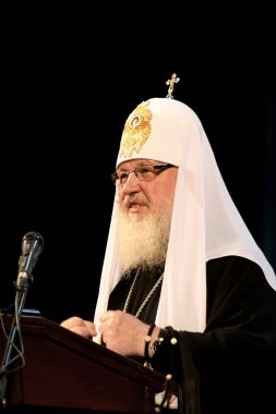 Odessa, Ukrayna, Patrik, tüm Rusya Kirill onur kutlamalarda yıldönümü Rusya vaftiz - 20 Temmuz 2010 itibariyle: Patrik Kirill Ulusal opera binası içinde Ukrayna halkının mübarek
