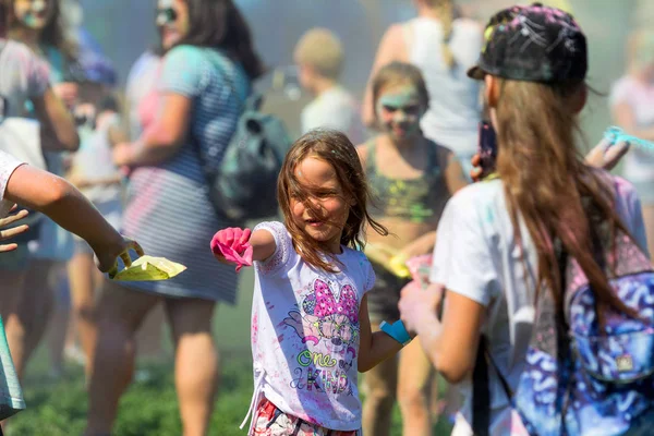 Odessa Ucrania Agosto 2017 Jóvenes Niños Niñas Divierten Durante Las — Foto de Stock