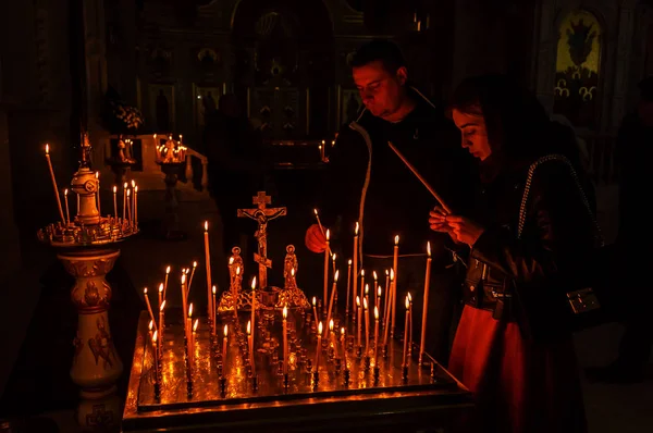 Odessa Ucrania Circus 2018 Velas Encendidas Iglesia Ortodoxa Gente Enciende —  Fotos de Stock