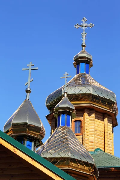 オデッサ ウクライナ 正教会教会 イコノスタスは 美しい歴史的な建築のアーチ インテリア塗られたアイコン フレスコ画 自然のレリーフ光 金メッキ — ストック写真