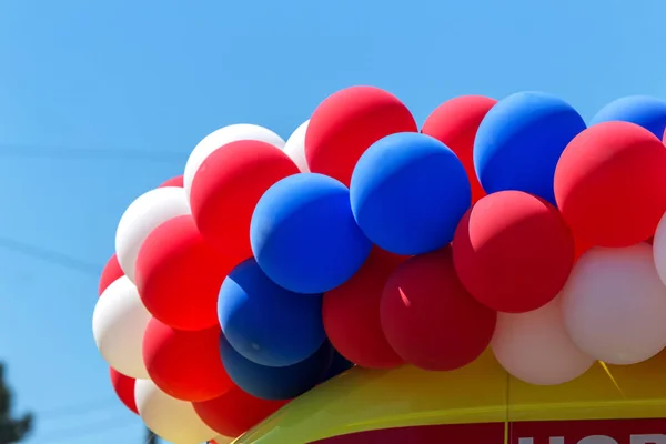 Şenlikli Sisme Balonlar Bir Çocuk Festivali Bir Dekorasyon Olarak Kazandı — Stok fotoğraf