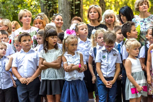 Odessa Oekraïne September 2015 Kinderen Van Basisschool Met Docenten Ouders — Stockfoto